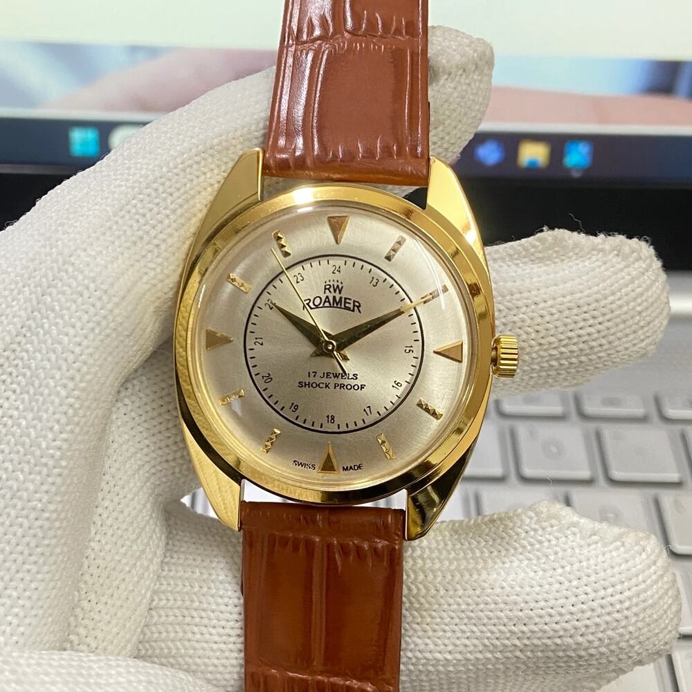 Vintage 1985 Roamer Manual Mens Gold Watch W/Leather Strap & Silver accents